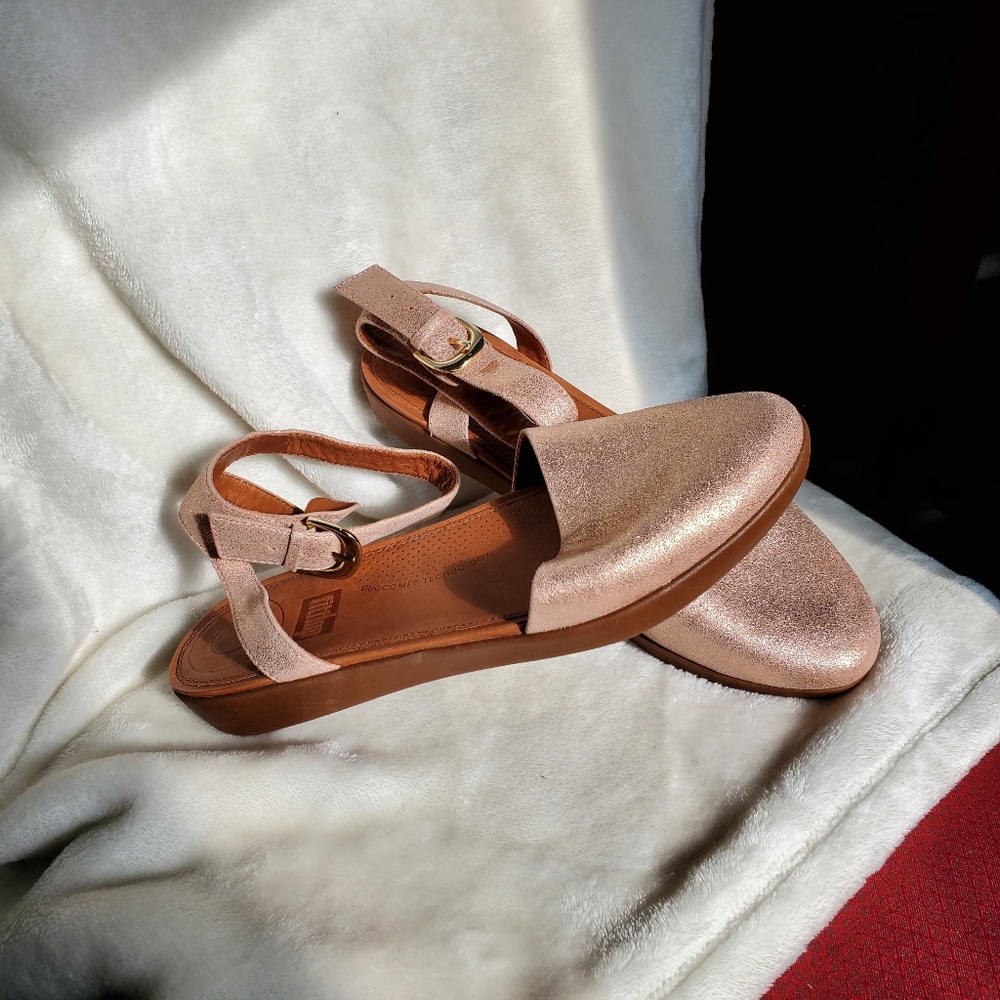 Fitflop Womens 'Cova Glimmersuede' Ankle Strap San